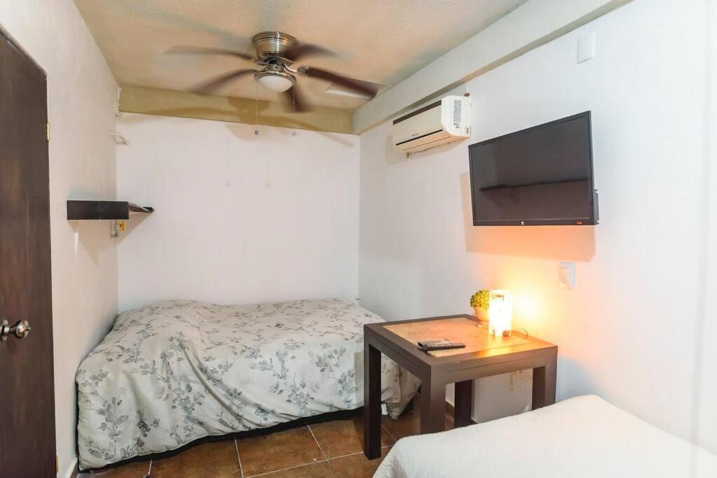Departamento Grande Con 2 Recamaras Con Aire 5 Camas Wifi 115Mb, Cocina .Cochera Techada, #4 Ciudad Valles Buitenkant foto