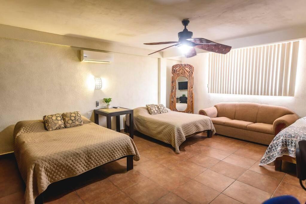 Departamento Grande Con 2 Recamaras Con Aire 5 Camas Wifi 115Mb, Cocina .Cochera Techada, #4 Ciudad Valles Buitenkant foto