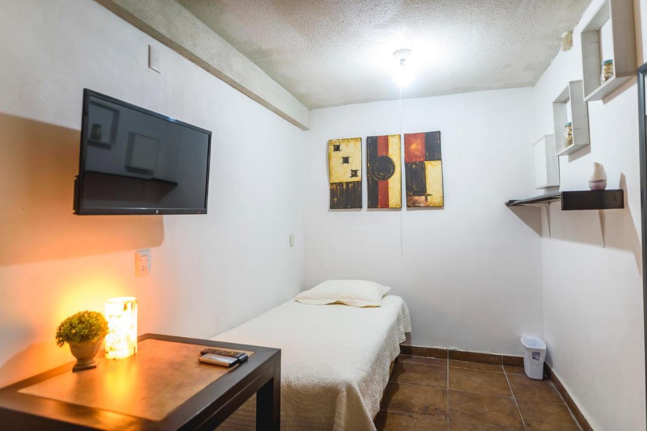 Departamento Grande Con 2 Recamaras Con Aire 5 Camas Wifi 115Mb, Cocina .Cochera Techada, #4 Ciudad Valles Buitenkant foto